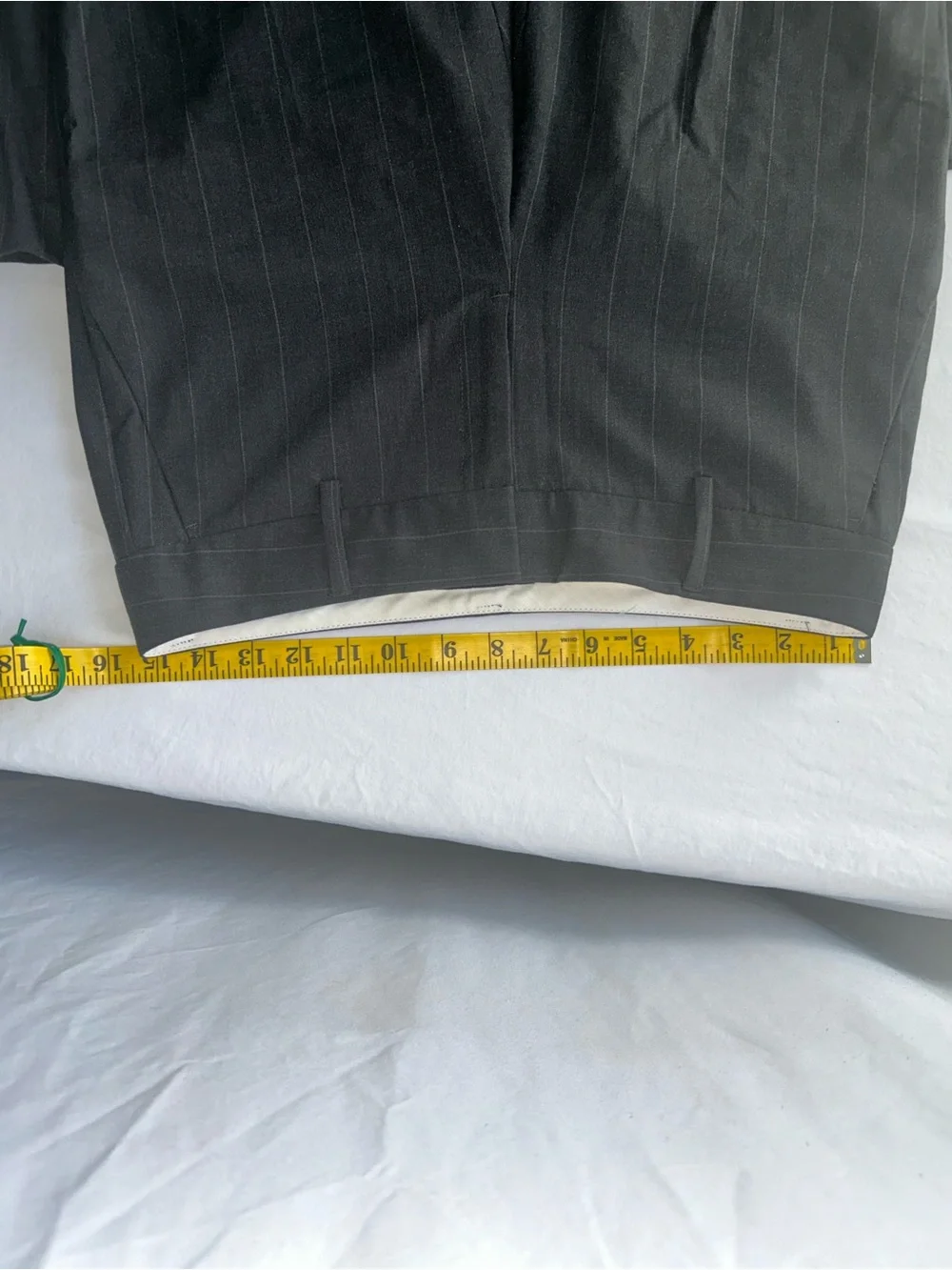 Banana Republic Martin Fit Size 4 Charcoal Pin Striped Flare Leg Pants 30 X 33